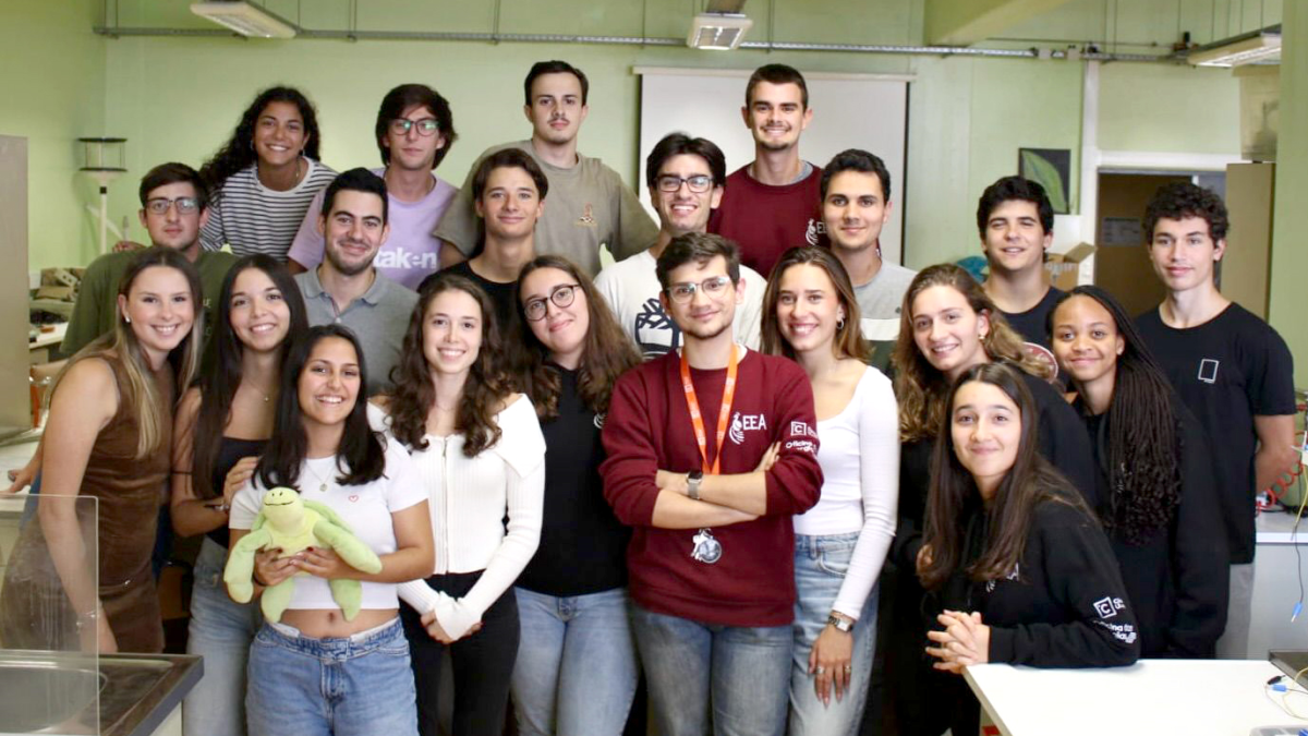 Equipa da Oficina das Energias | Núcleo de Estudantes de Engenharia da Energia e Ambiente.