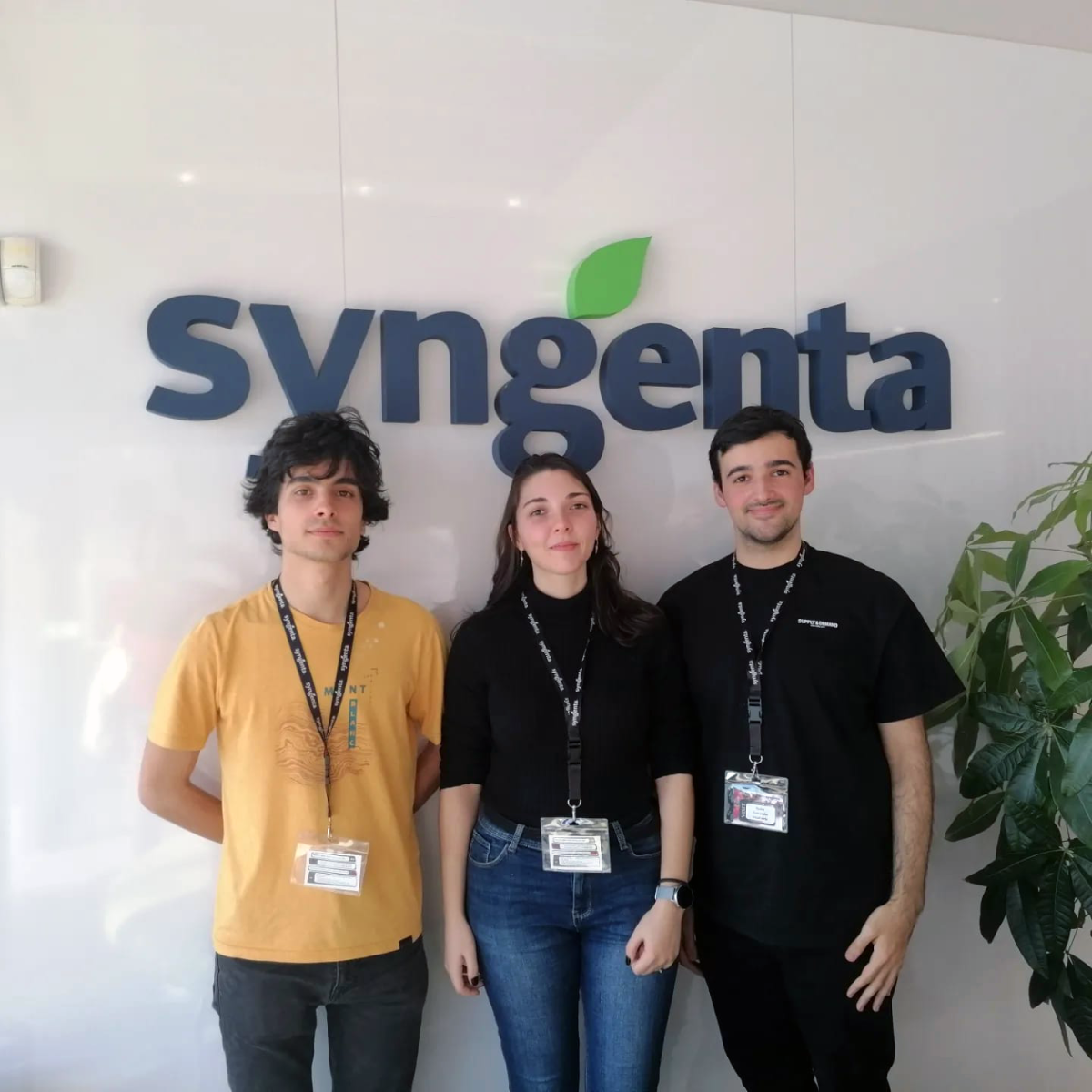 Alunos nas instalações da Syngenta