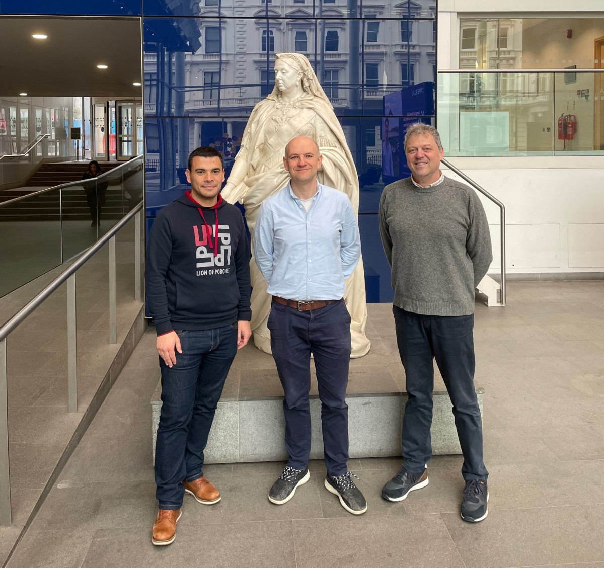 Nuno Araújo, Tom Ellis e João Mano, de visita ao Impreial College London.