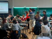 Sala com alunos e jornalistas do Portugal em Direto