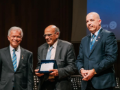 Foto de Filipe Duarte Santos na atribuição dos Prémios Rotary 2025.