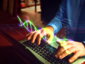 Computador portátil a projetar imagem de sequência biológica