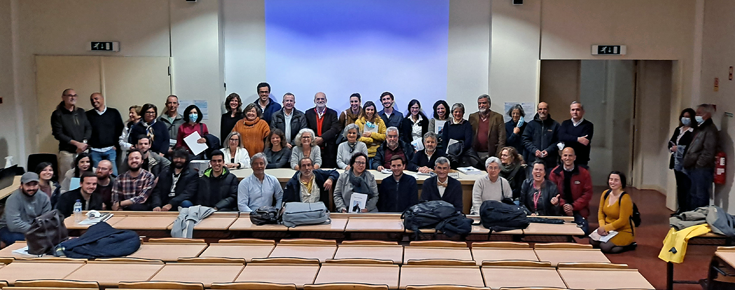 Anfiteatro com os participantes da homenagem