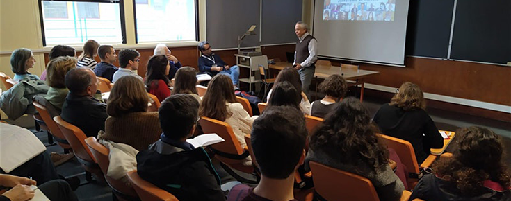 Fotografia de palestra a decorrer nas instalações de Ciências ULisboa