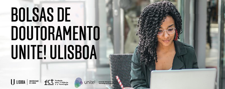 Título "Bolsas de Doutoramento Unite! ULisboa", logótipos das entidades promotoras e fotografia de jovem investigadora a utilizar um laptop na esplanada de um café